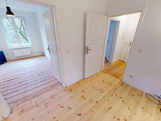 Wohnzimmer / Zimmer 2 / Flur