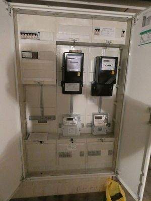 25 Elektroinstallation.JPG