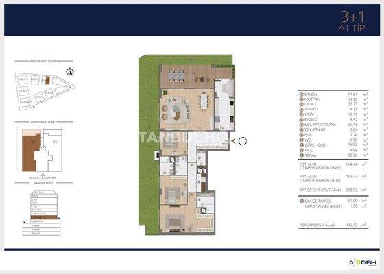 Elegant Flats in a Complex with Indoor Pool in İstanbul