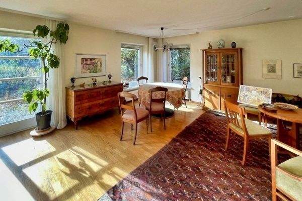 Heller und gemütlicher Wohnbereich