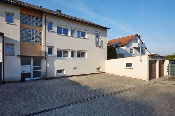 Wohn- und Geschäftshaus 4