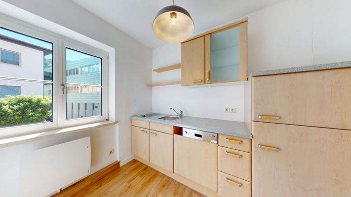 Gewerbeflache-in-Bischofshofen-Fugangerzone-08052025_145035