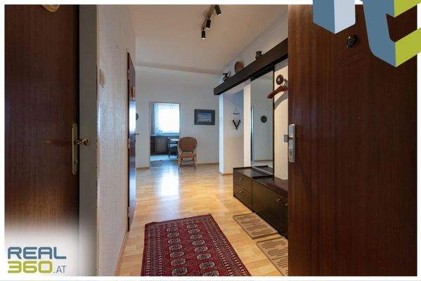 Garderobe Eingangsbereich