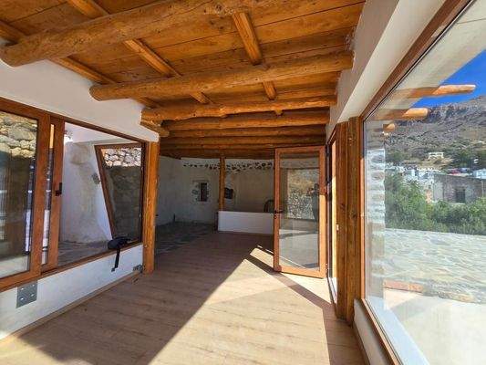 Kreta, Sellia: Komplex von renovierten Häusern mit der Möglichkeit des zusätzlichen Baus zum Verkauf