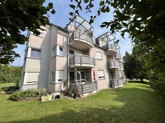 Westansicht der Wohnanlage