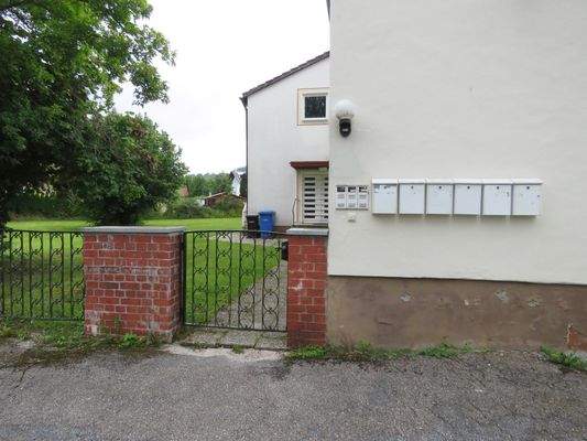 Zugang zur Wohnanlage  