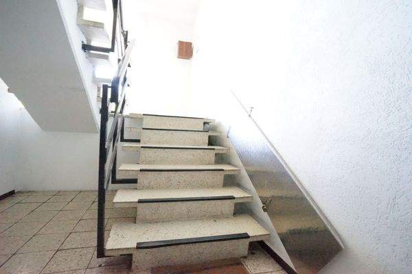 Treppenhaus in KG mit Steighilfe