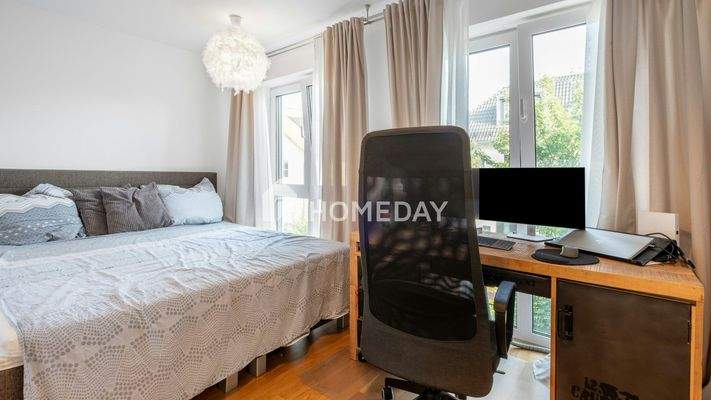 1. OG Elternschlafzimmer 1