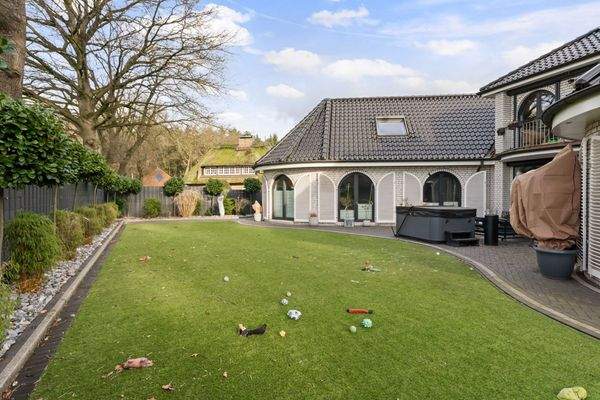 ... mit viel Platz für Zwei- und/oder Vierbeiner