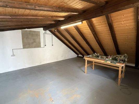 Hobbyraum über Garage