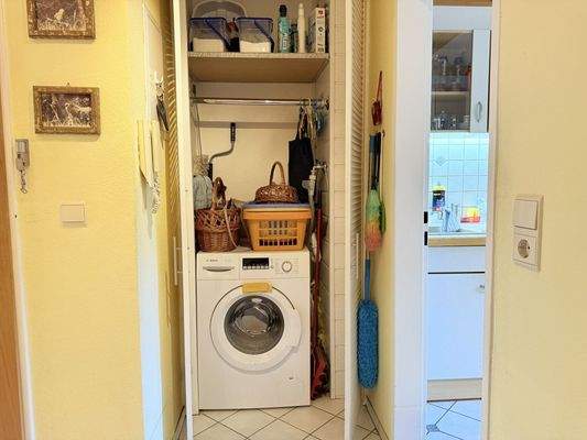 Abstellraum Waschanschluss