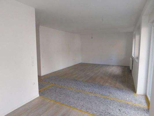 3 Wohnzimmer m. offener Küche