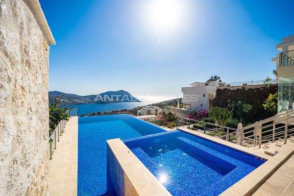 Sea View House with Private Pool in Kalkan Kas