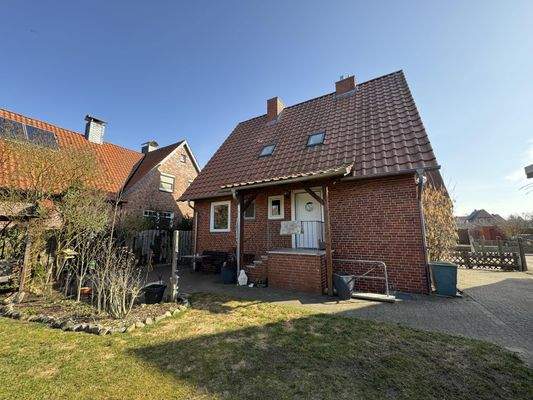 Blick vom Garten / Eingangsbereich