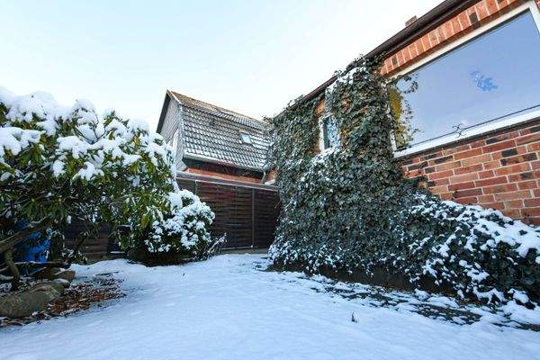 Zugang zum Keller vom Hof aus