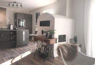 Wohn-/Essbereich mit Kaminofen