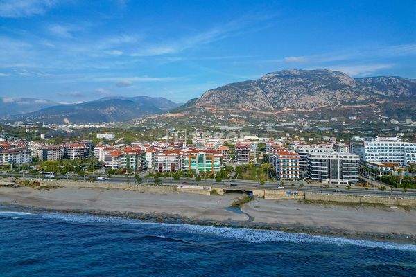 Furnished Duplex Seaside Apartment in Alanya