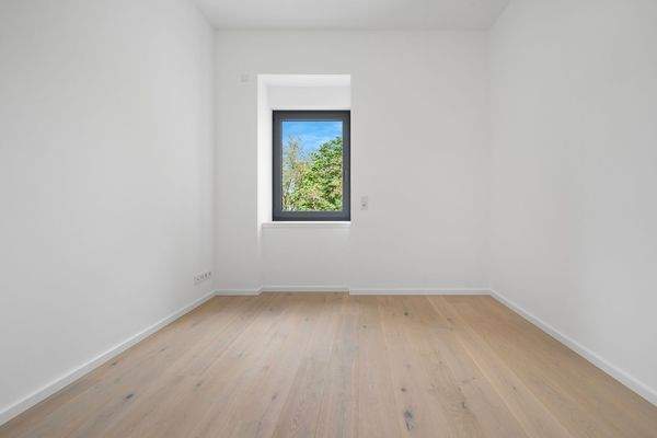 Helles Schlaf-/Kinderzimmer/Büro