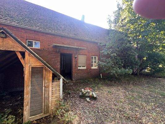 11c8b91a-27db-46e7-83c8-8cdab2b88797