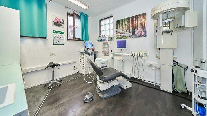 EG-Praxis_Behandlungsraum_01_03