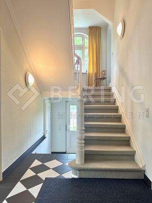 Treppe ins Dachgeschoss