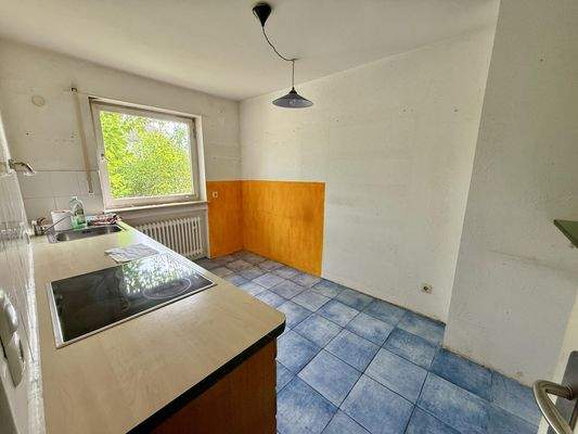 Küche, offen zum Wohnzimmer