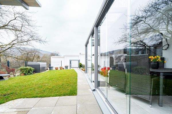 Wintergarten und Garten