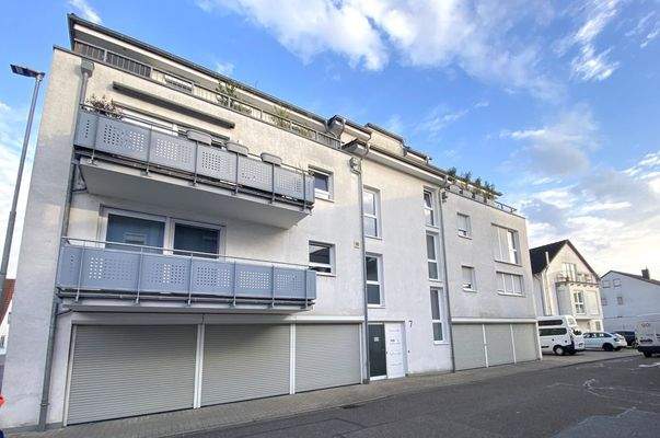 Ansicht_Westseite_Straße