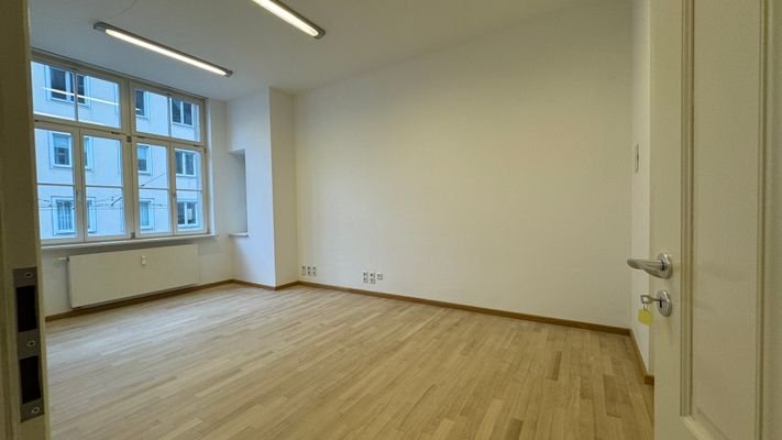 Raum 1 - Größe 18,78 m²