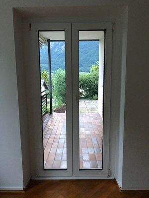 Zugang zur kleinen Terrasse (überdacht