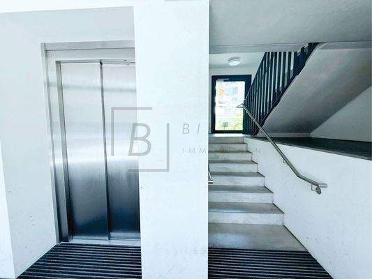 Treppenhaus-Personenaufzug