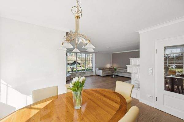 602691-B-backbonephoto-034