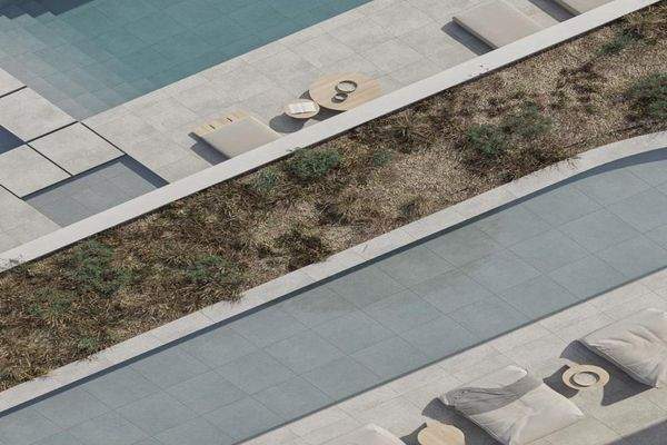 Kreta, Kokkino Chorio: Grundstück am Meer mit Genehmigung für Luxusvilla zu verkaufen
