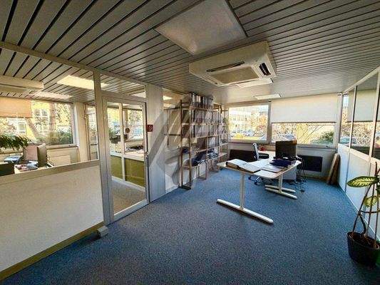 INFOS UNTER: 06171-586000