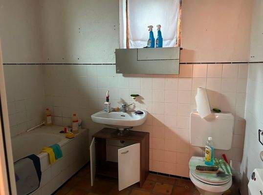 3 Badezimmer im EG.jpg