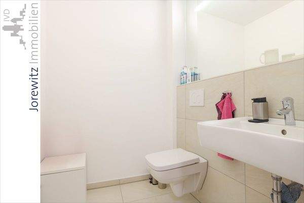 016 - Gewerbefläche 1. OG rechts - WC