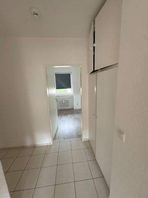 Flur mit Zugang zum Zimmer