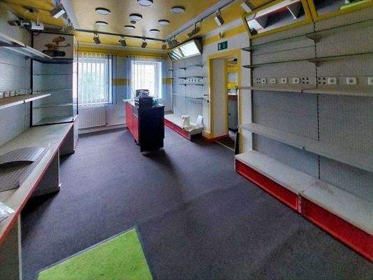 Hinterhaus ehemalige Bürofläche