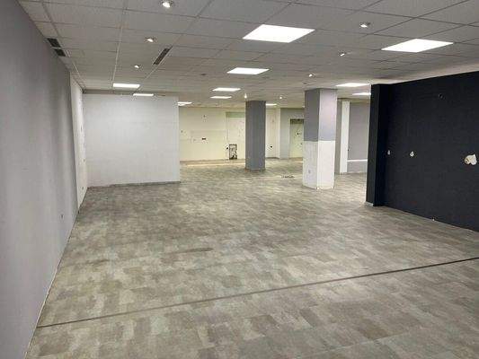 Freie Gewerbefläche EG