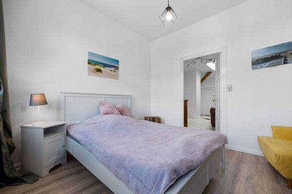 Apt. II Schlafzimmer I