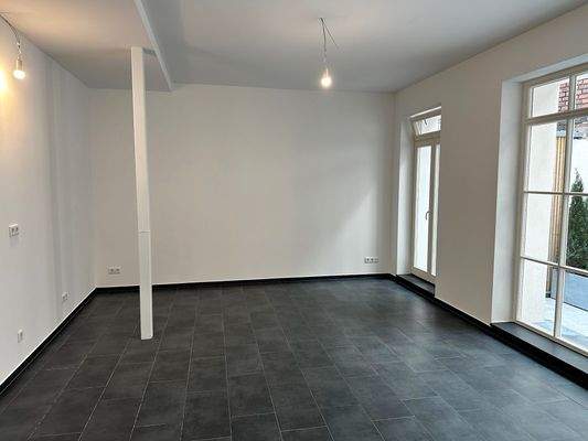 großer Raum 2 EG.jpg