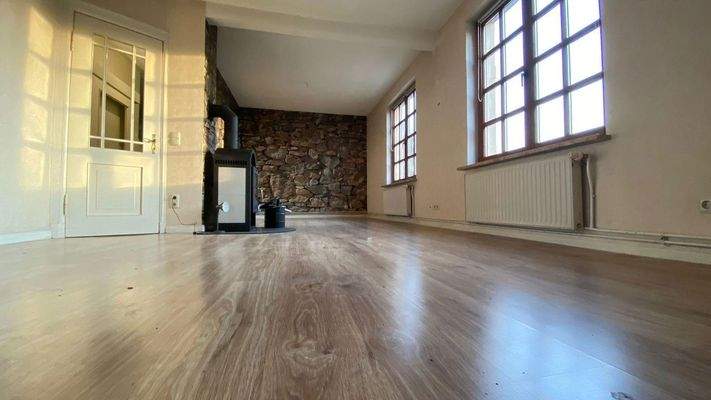 Wohnzimmer (mit Esszimmer)