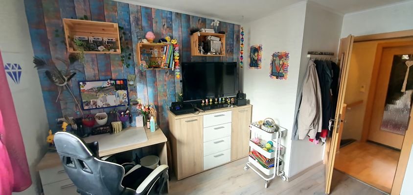 Vielseitig nutzbares Zimmer.
