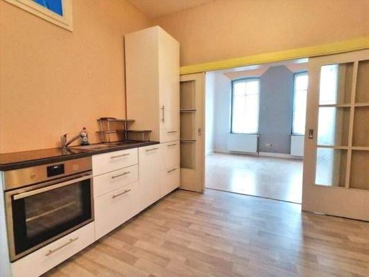 Wohnküche mit Wohnraum im EG