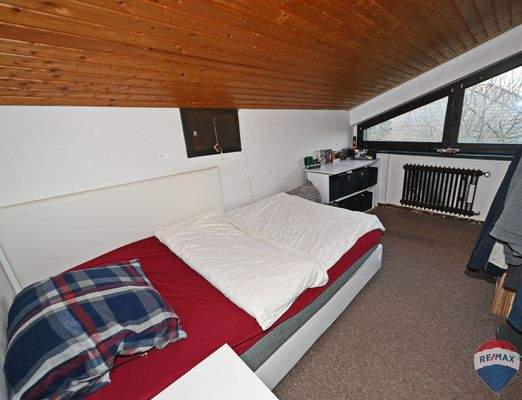 Schlaf / Kinderzimmer 4 WHG 2 OG