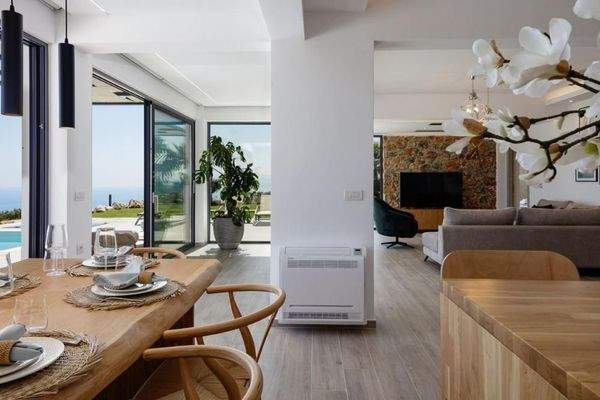 Kreta, Kefalas: Erstaunliche Steinvilla mit Meerblick und Pool zu verkaufen