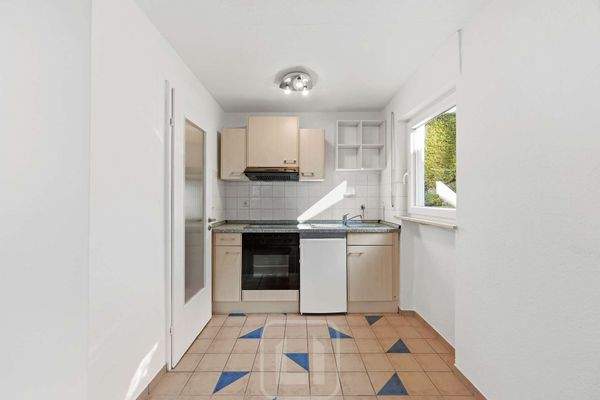 Küchenzeile mit Fenster