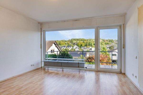 UG: Zimmer mit Terrassenzugang