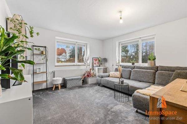 Blick in den Wohnbereich des Altbaus (visualisiert)