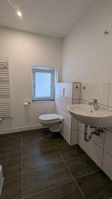 Whg.2 (1.OG) Bad_1.jpg